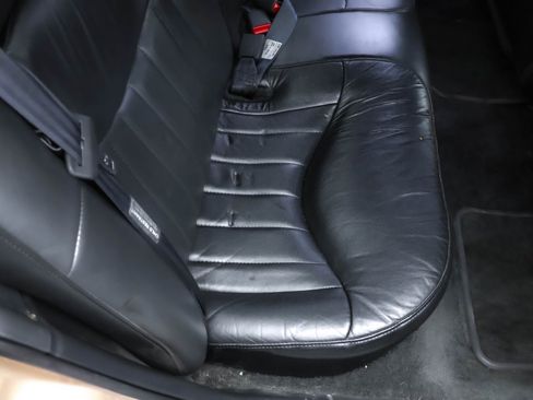 Used 1994 Oldsmobile Cutlass Supreme S image 19