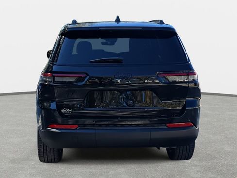 New 2025 Jeep Grand Cherokee L Limited w/ Black Appearance Package AWD/4WD image 6
