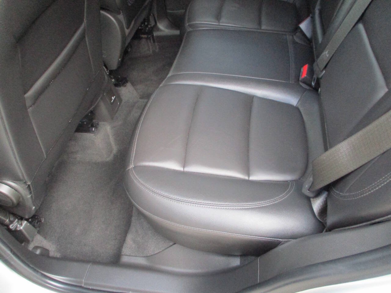 Used 2019 Buick Encore Essence w/ Experience Buick Package AWD/4WD image 6