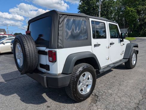 Used 2015 Jeep Wrangler Unlimited Sport w/ Quick Order Package 24S AWD/4WD image 12