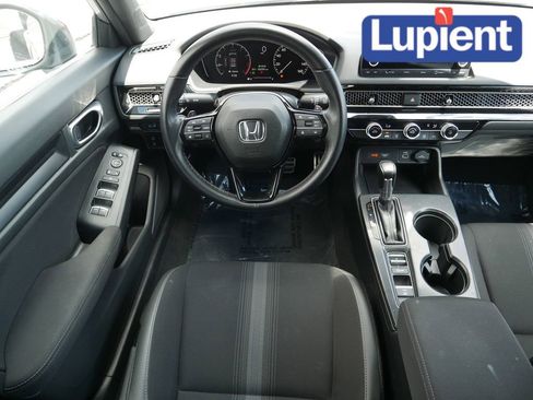 Used 2023 Honda Civic Sport image 14