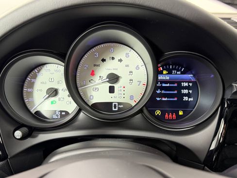 Certified 2026 Porsche Macan S AWD/4WD image 24