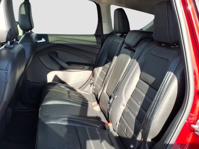 Used 2019 Ford Escape Titanium AWD/4WD image 18