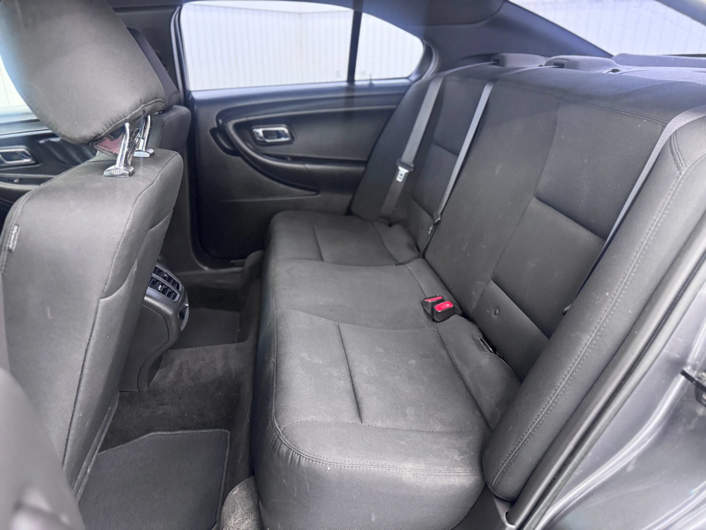Used 2018 Ford Taurus Police Interceptor FWD image 12