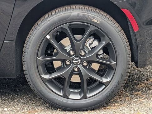 New 2026 Chrysler Pacifica Limited w/ S Appearance Package AWD/4WD image 22