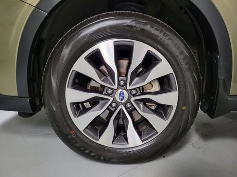 Used 2021 Subaru Outback Touring XT image 11