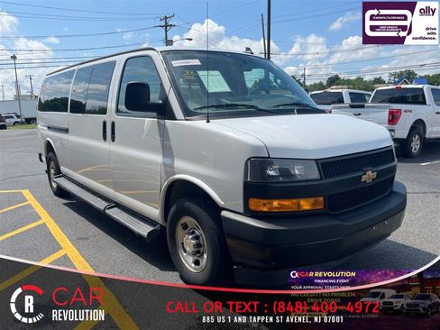 Used 2022 Chevrolet Express 3500 LS RWD image 1