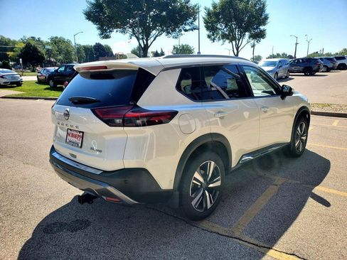 Used 2023 Nissan Rogue SL AWD/4WD image 5