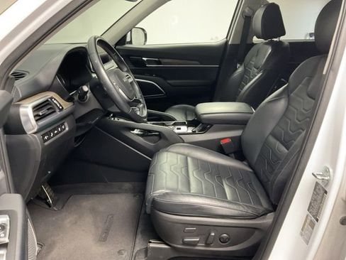 Used 2022 Kia Telluride SX w/ SX Prestige Package image 14