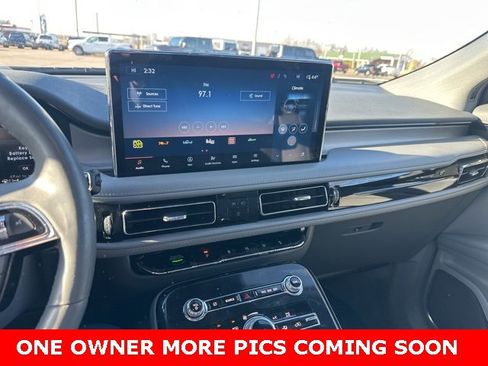 Used 2023 Lincoln Nautilus Reserve w/ Equipment Group 201A image 20