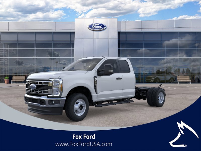 New 2026 Ford F350 XL w/ XL Chrome Package AWD/4WD image 1