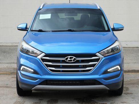 Used 2017 Hyundai Tucson Eco w/ Cargo Package AWD/4WD image 39