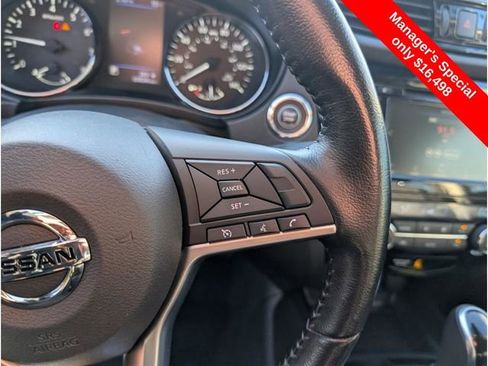 Used 2021 Nissan Rogue Sport SV image 18