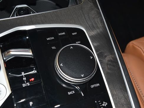 Certified 2025 BMW X7 xDrive40i image 17