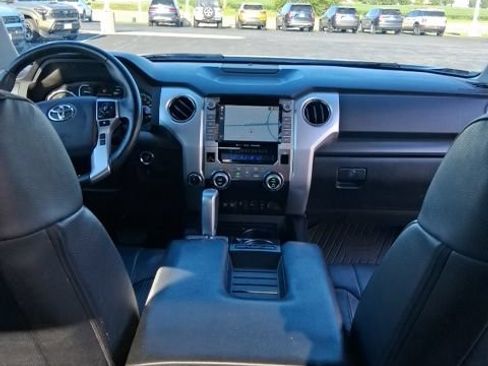 Used 2021 Toyota Tundra SR5 AWD/4WD image 32