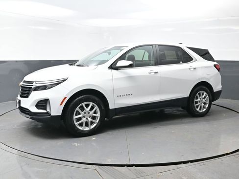 Used 2023 Chevrolet Equinox LT AWD/4WD image 6