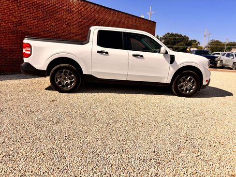 Certified 2023 Ford Maverick XLT w/ XLT Luxury Package image 2