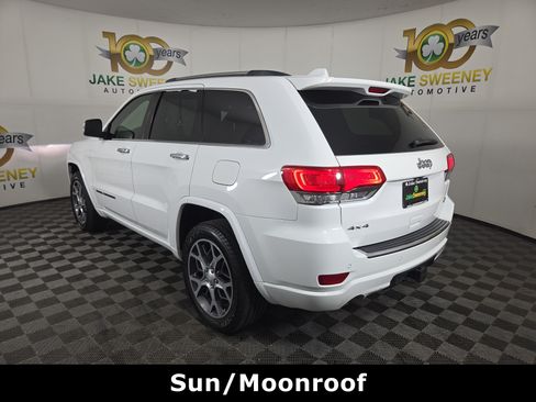 Used 2019 Jeep Grand Cherokee Overland AWD/4WD image 7