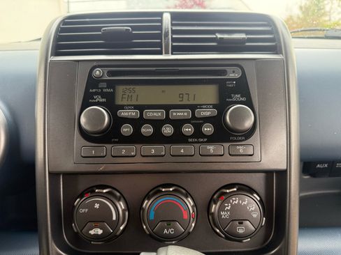 Used 2005 Honda Element EX image 31