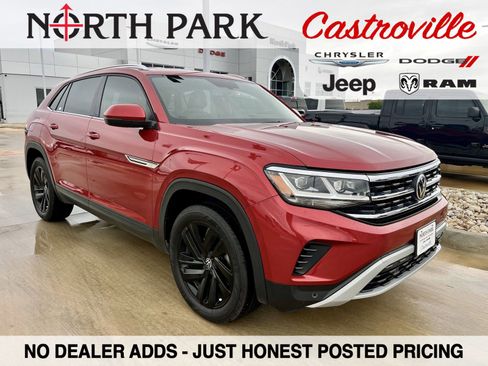 Used 2023 Volkswagen Atlas Cross Sport SE w/ Black Wheel Package FWD image 1