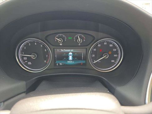 Used 2018 Buick Enclave Essence w/ LPO, Hit The Road Package FWD image 11