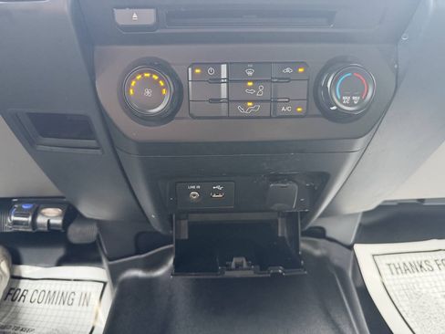 Used 2015 Ford F150 XL w/ Equipment Group 101A Mid AWD/4WD image 17