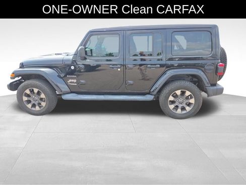 Used 2020 Jeep Wrangler Unlimited Sahara w/ Uconnect 4C Nav & Sound Group AWD/4WD image 6