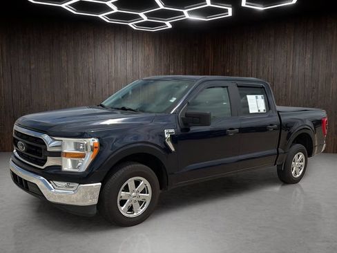 Used 2021 Ford F150 XLT RWD image 3