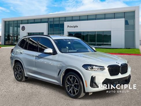 Used 2023 BMW X3 sDrive30i w/ M Sport Package RWD image 3