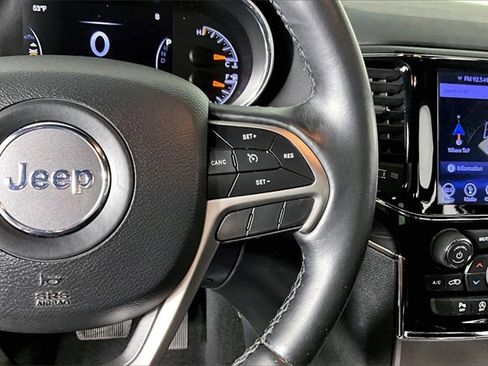 Used 2019 Jeep Grand Cherokee Limited w/ Luxury Group II image 12