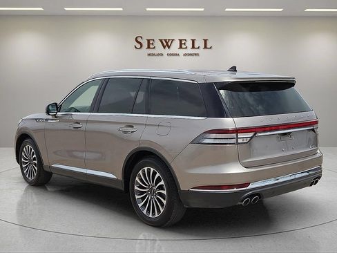 Used 2021 Lincoln Aviator Reserve w/ Equipment Group 201A RWD image 3