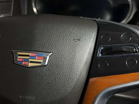 Used 2017 Cadillac Escalade ESV Premium Luxury RWD image 39