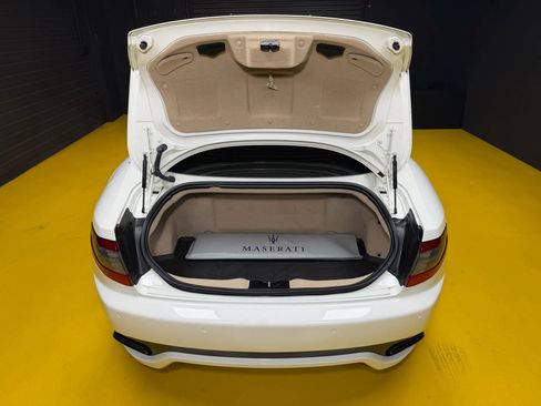 Used 2014 Maserati GranTurismo MC image 11