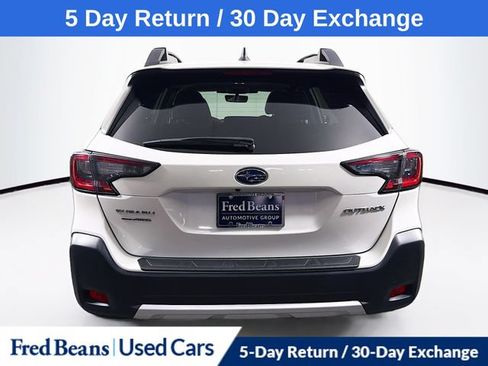 Used 2023 Subaru Outback Limited AWD/4WD image 8