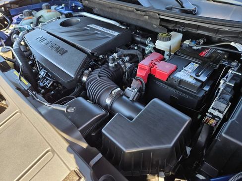 Certified 2023 Nissan Rogue SV FWD image 21