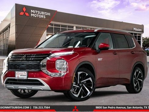 New 2025 Mitsubishi Outlander SEL image 1