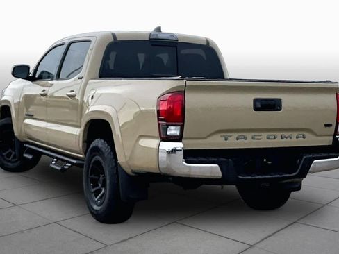 Used 2019 Toyota Tacoma SR5 RWD image 12