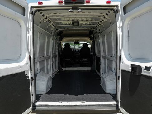 Used 2024 RAM ProMaster 2500 w/ Convenience Group FWD image 50