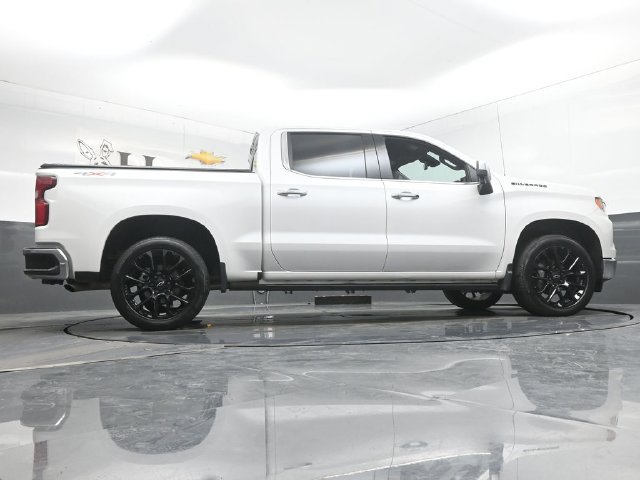 Used 2023 Chevrolet Silverado 1500 LTZ w/ LTZ Convenience Package II AWD/4WD image 56
