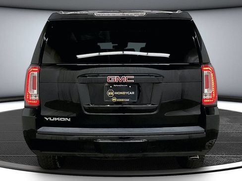 Used 2018 GMC Yukon SLT AWD/4WD image 5