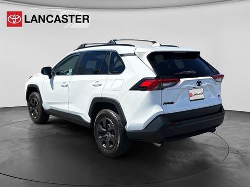 Used 2021 Toyota RAV4 LE w/ Carpet Mat Package (TMS) FWD image 5