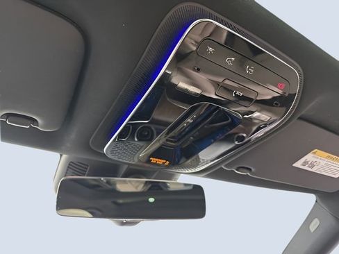 Used 2025 Mercedes-Benz C 300 4MATIC Sedan image 27