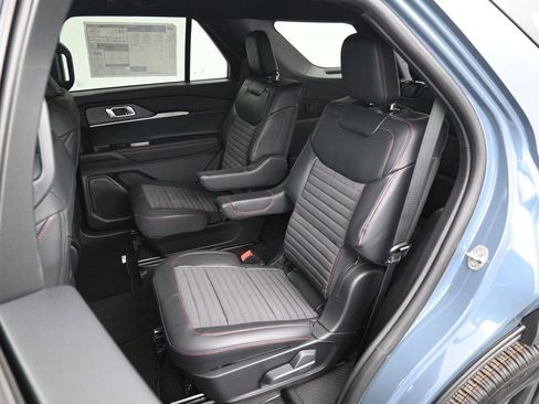 New 2026 Ford Explorer ST-Line w/ ST-Line Street Pack image 20