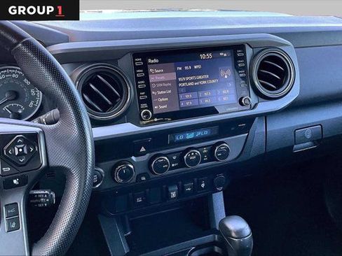 Certified 2023 Toyota Tacoma TRD Off-Road AWD/4WD image 7
