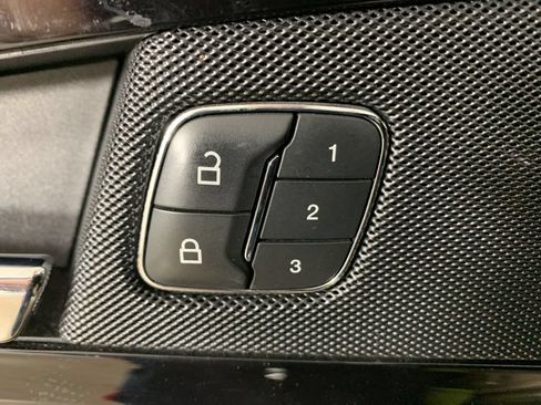 Used 2022 Lincoln Nautilus Reserve w/ Equipment Group 201A AWD/4WD image 19