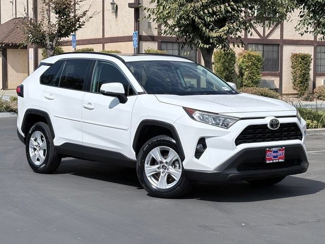 Used 2019 Toyota RAV4 XLE w/ Convenience Package AWD/4WD image 2
