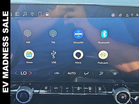 New 2025 Chevrolet Blazer EV LT w/ Midnight/Sport Edition image 21