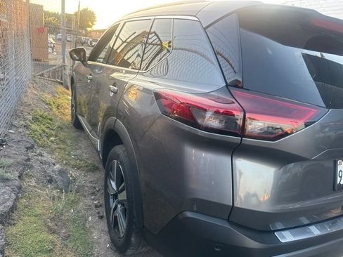 Used 2022 Nissan Rogue SL FWD image 7