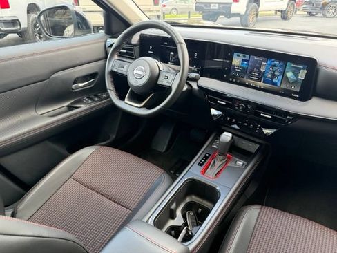 Used 2026 Nissan Kicks SR w/ SR Premium Package AWD/4WD image 29