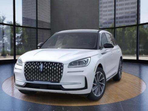 Used 2025 Lincoln Corsair Grand Touring w/ Equipment Group 301A image 2